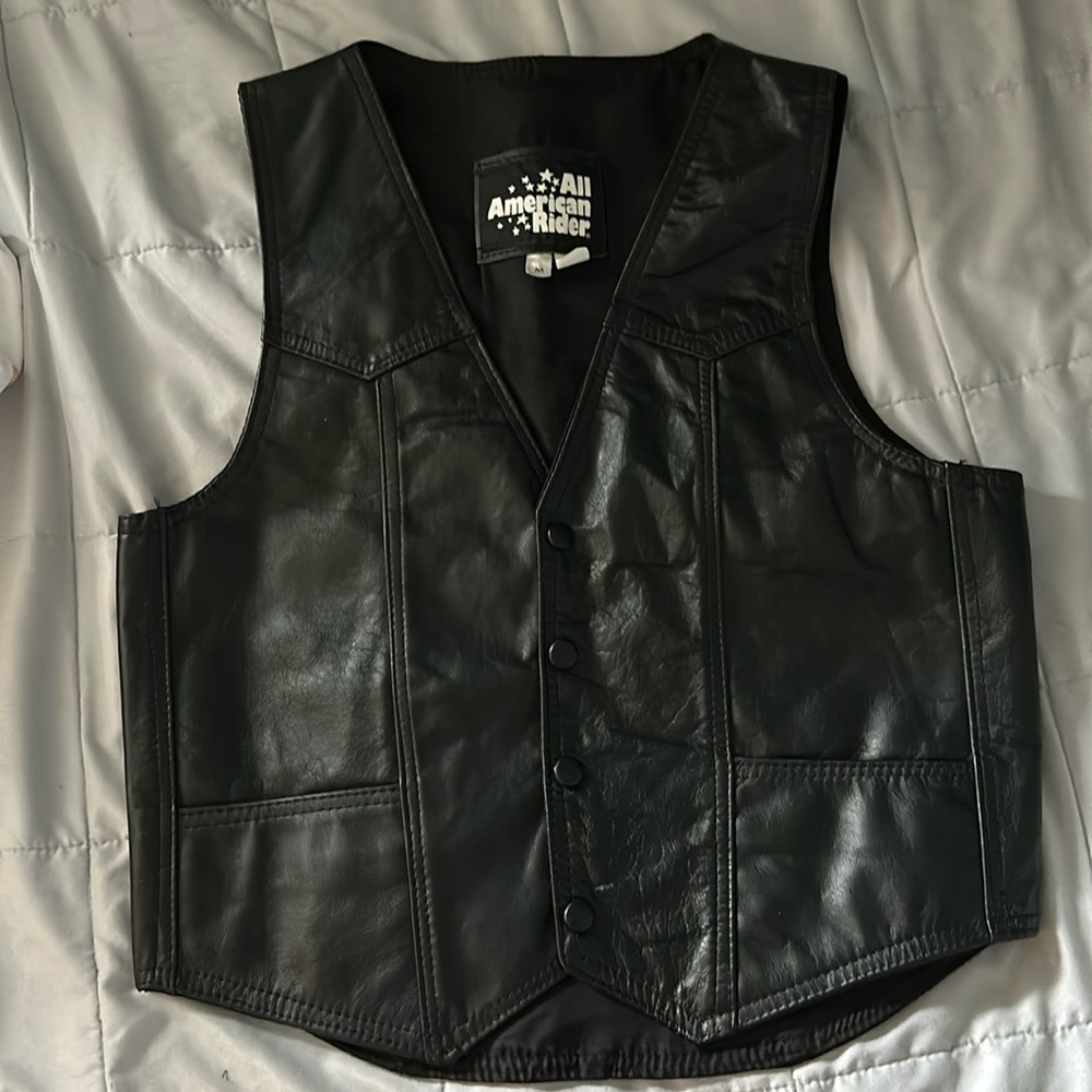 American Rider Leather Vest - Picture 1 of 3
